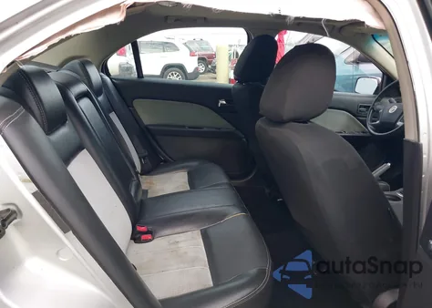 2009 Mercury Milan I4 из США, поврежденный, VIN 3MEHM07Z49R631776